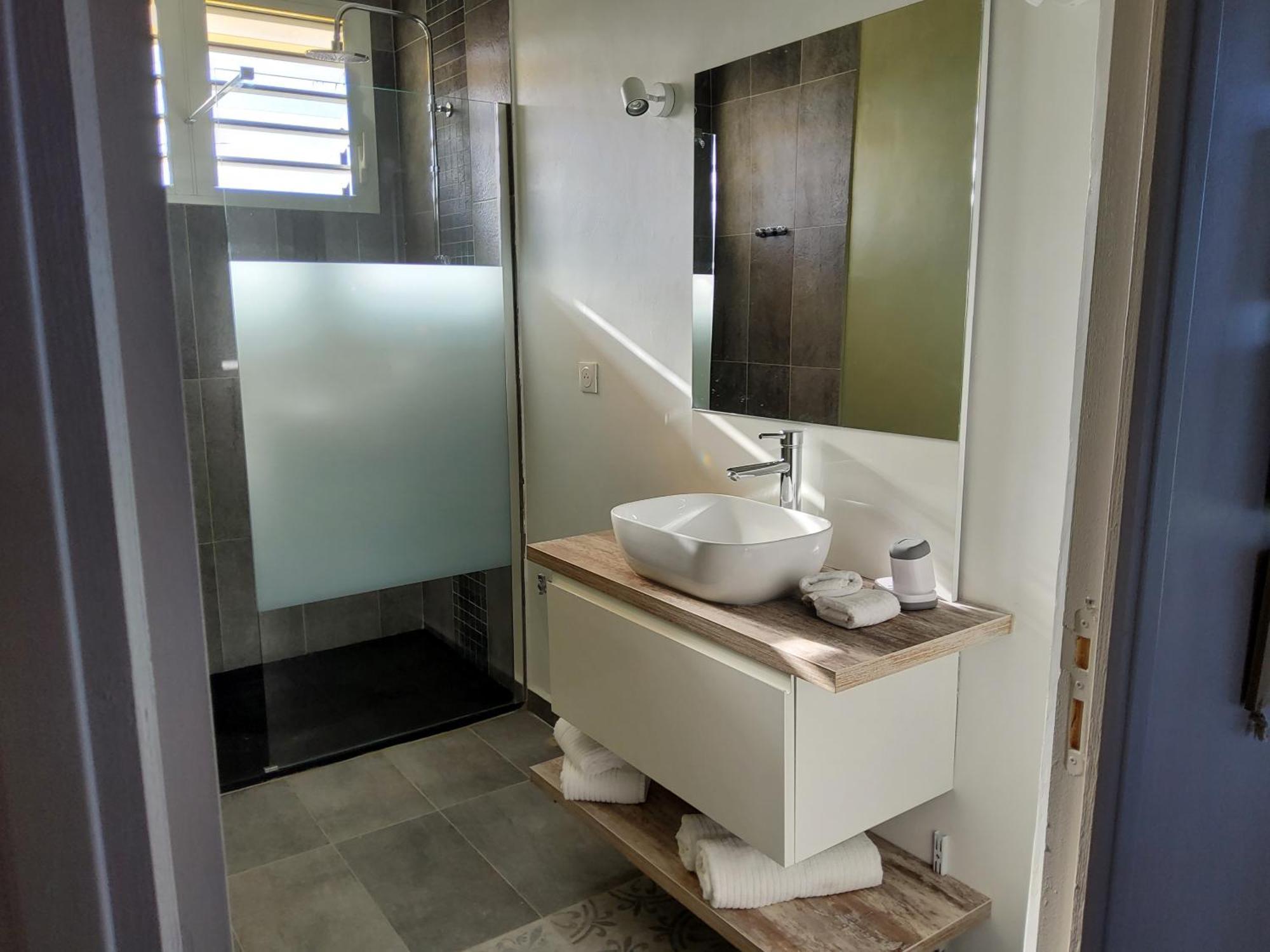 Appartement T1 Bis Joli Cocoon Saint-Benoît Exterior foto